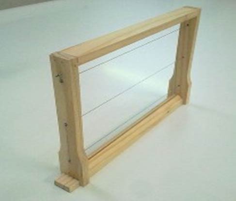 beekeeping equipment tools wholesale suppliers India,beehive distributors Delhi,bee keeping equipments dealers Dubai,bee hive manufacturers & suppliers India