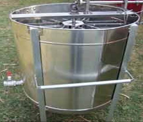 beekeeping equipment tools wholesale suppliers India,beehive distributors Delhi,bee keeping equipments dealers Dubai,bee hive manufacturers & suppliers India